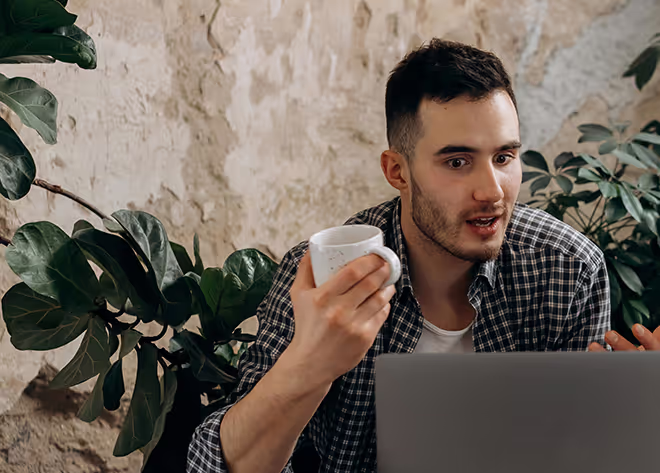 Vallaroo Analytics Dashboard - Advanced reporting and insights